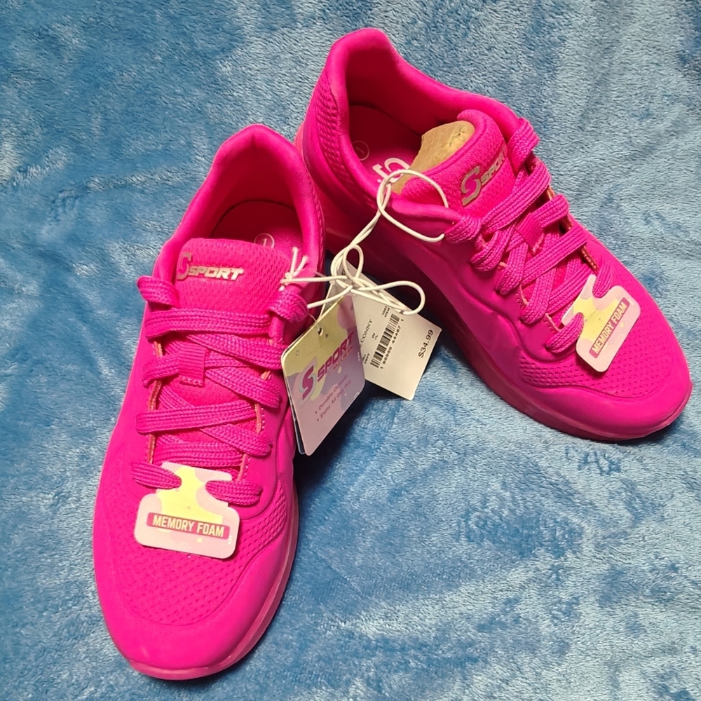 Skechers Vibrant Pink Sneakers